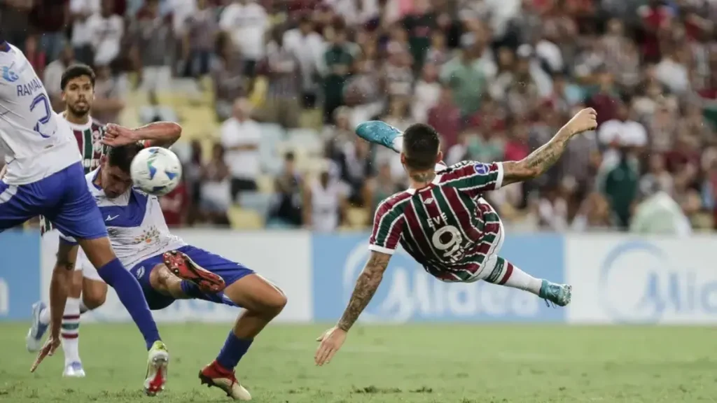 fluminense vira no ultimo lance e afunda sport